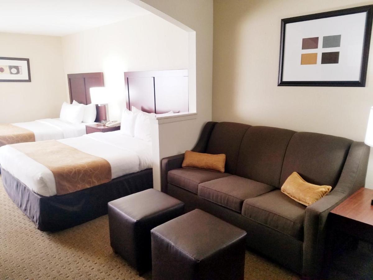 Quality Suites Las Colinas Center Irving Luaran gambar